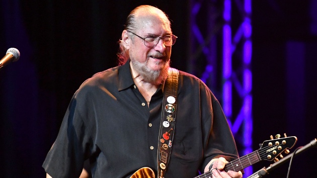O Adeus ao Coronel: Morre Steve Cropper, o Arquiteto da Guitarra Soul e Lenda dos Blues Brothers (1941-2025)