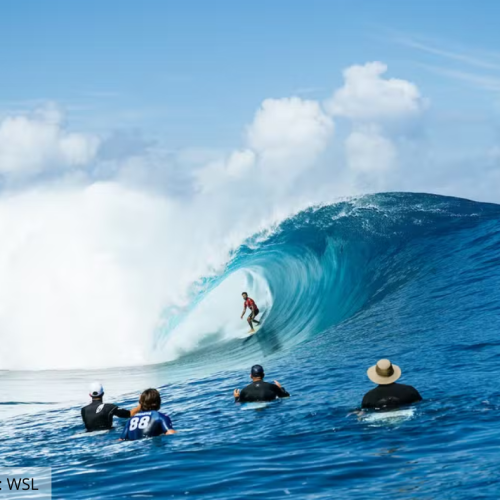 TEAHUPO’O NÃO PERDOA TURISTA.